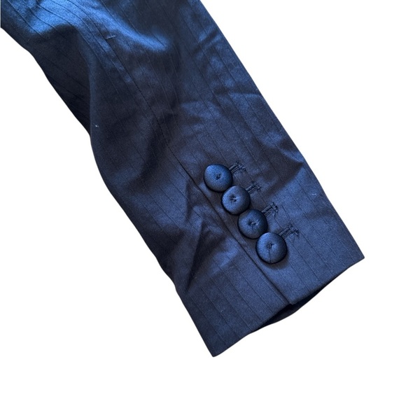 Marc Jacobs Black Fitted Blazer – Size 0 with Satin Pink Lining - Picture 6 of 6